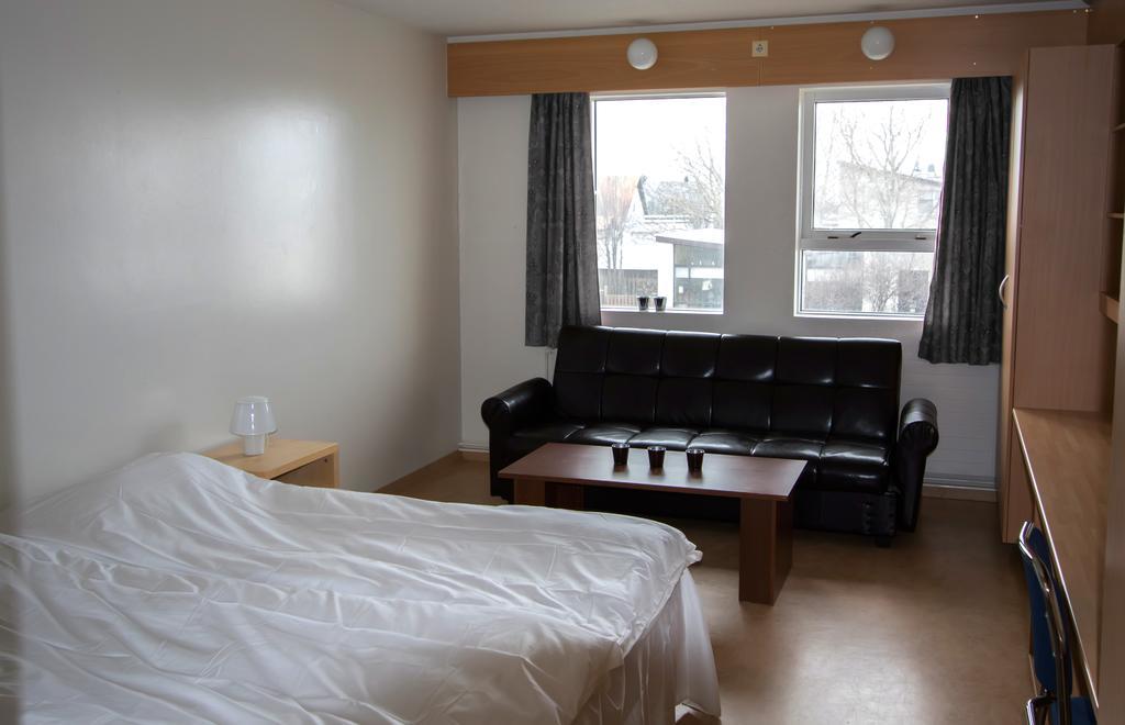 Akranes Guesthouse - Staywest Zewnętrze zdjęcie